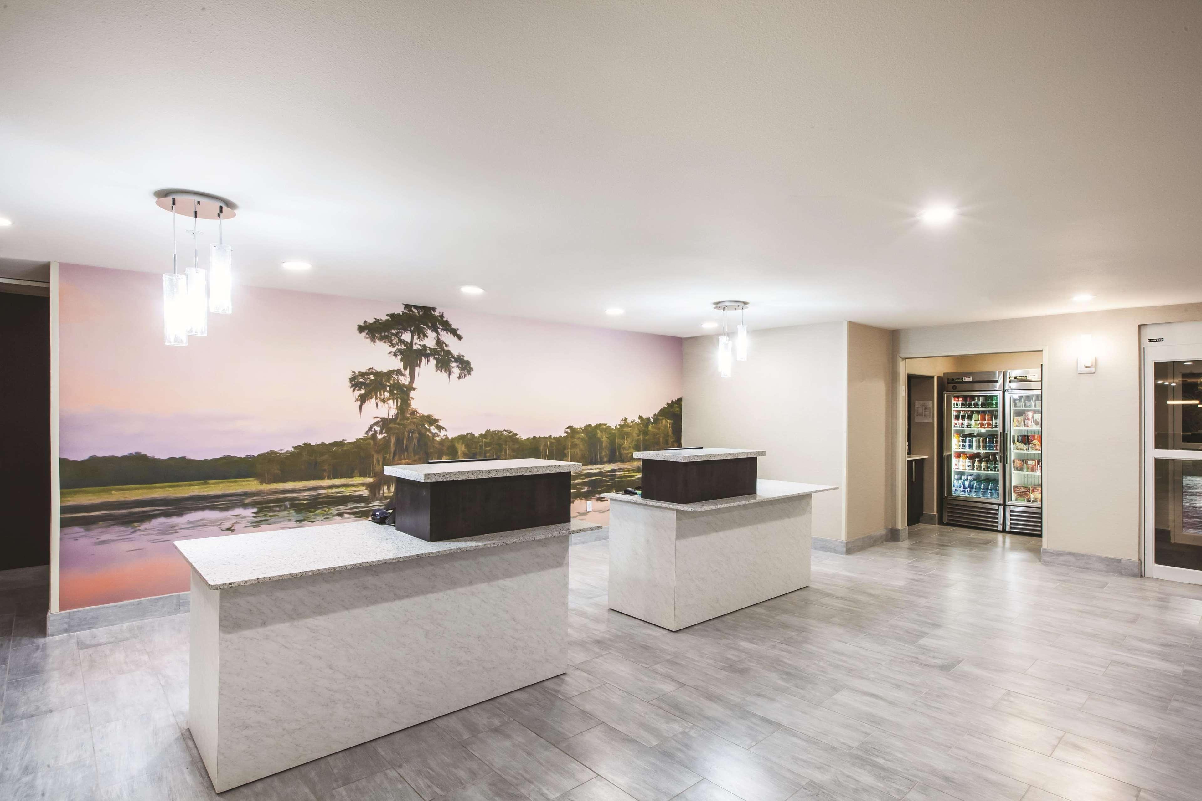 Hotel La Quinta By Wyndham Walker - Denham Springs Exterior foto